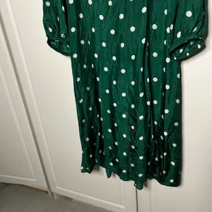 J.Crew Sweetheart Neckline Polka Dot Midi Dress Size 18 thumbnail 5