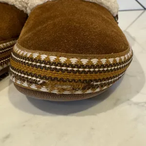 ARIAT WOMEN'S MELODY SLIPPERS chocolate suede polar fleece linings size 7.5/8 thumbnail 6