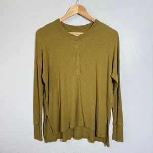 OFFLINE by Aerie Olive Green Waffle Knit Henley Long‎ Sleeve Shirt XS thumbnail 4