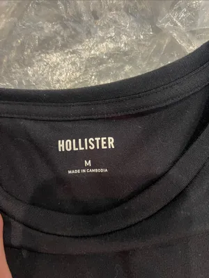 Hollister Black Short Sleeve Crewneck Tee size medium. thumbnail 5