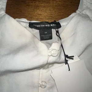 NWT Something Navy Button Front Fitted Top‎ thumbnail 5