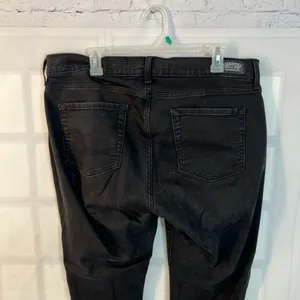 Levi's 🔥🔥 5/$25 sale 🔥🔥 Signature Curvy Straight Leg Jeans Black Size 20W thumbnail 4