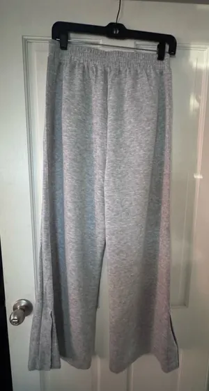 89th + Madison Heather Light Grey Wide Leg Lounge Sweatpants Medium thumbnail 5