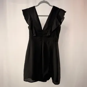 Superdown Harlow Ruffle Slit Mini Dress‎ in Black Size Medium thumbnail 4