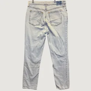 2107 | Abercrombie & Fitch 90s Straight Ultra High Rise Distressed Jeans 31/12 thumbnail 2