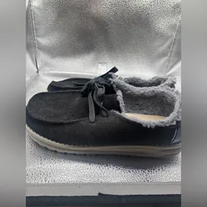 Hey Dude Wendy Womens Slip On Shoes Corduroy Black Size 8 Sherpa Lined Casual thumbnail 2