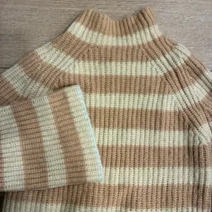 Maeve x Anthropologie Mock Neck Striped Sweater Bell Sleeve Size XS thumbnail 2