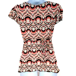Short Sleeve Medium V thumbnail 2