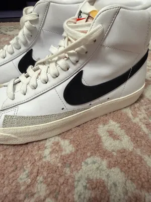 Nike High-Top Blazer Mid thumbnail 2