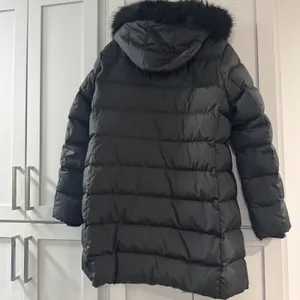 Lands End Womens‎ XL Black Down Puffer Parka Jacket Faux Fur Trim Hood thumbnail 2