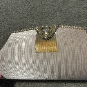 Vintage Cream Clutch with Gold magnetic closure chain strap evening bag thumbnail 9