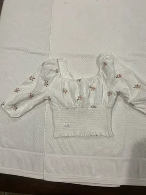Kirious White Cropped Peasant Top with Pink Floral Embroidery thumbnail 2