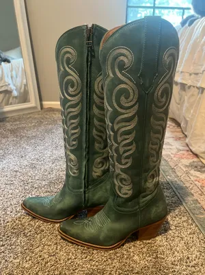 myra boots thumbnail 1