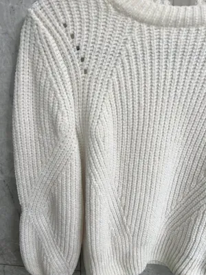 H&M Sweater thumbnail 2