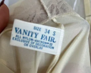 NWT Vintage Vanity Fair Slip Gown Neutral Cream Lightweight Small thumbnail 8