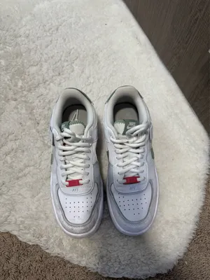 Nike Air Force 1 thumbnail 2