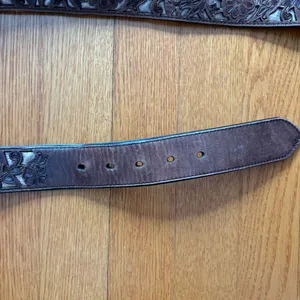 Shyanne Brown Leather Embroidered Belt Rose Gold Details XL Etched Flower thumbnail 6