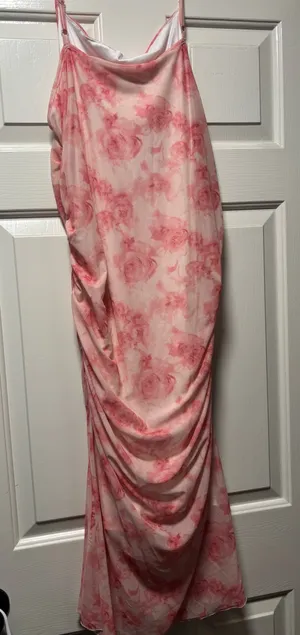 Formal Floral Pink thumbnail 1