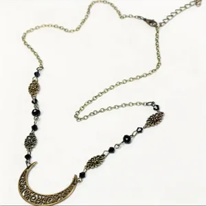 Crescent Moon Head Chain Vintage Style Crystal‎ Flower Bohemian Gypsy Headwear thumbnail 3