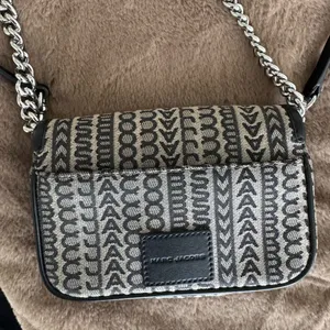 🛎️ Clearance MARC JACOBS THE MONOGRAM J MARC MINI SHOULDER BAG  Black Multi thumbnail 11