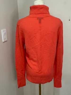 Aqua Turtle Neck Sweater Coral 100% Cashmere Medium thumbnail 4