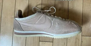 RARE NIKE Velour / Velvet Blush Pink Sneakers Tennis Shoes Size 7.5 thumbnail 3