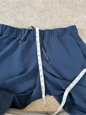 Lululemon Women’s On The Fly Jogger Pants Wrinkle-Free in True Navy 12 thumbnail 12