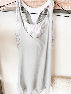 Lululemon built in bra tank thumbnail 1