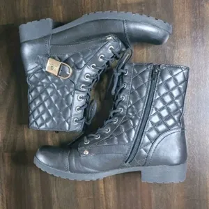 G by GUESS Byson Black Quilted Combat Women Boots Size 8M thumbnail 8