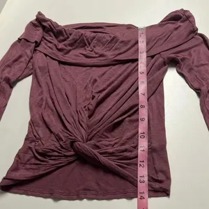 Purple off shoulder top xs‎ Charlotte Russe long sleeve twist front going out thumbnail 4