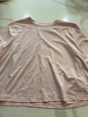 Lululemon Cropped Tee thumbnail 1