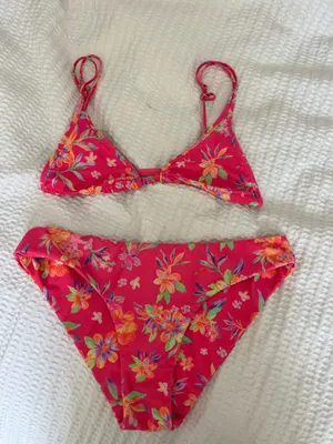 Kulani Kinis Bikini thumbnail 1