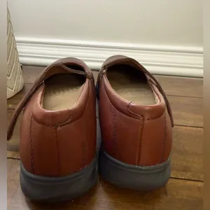 NEW FootSmart Brown Leather Mary Jane Shoes Adjustable Loafers size 9.5XW thumbnail 6