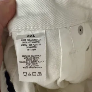 Aeropostale Women’s XXL White Barrel Jeans New thumbnail 6