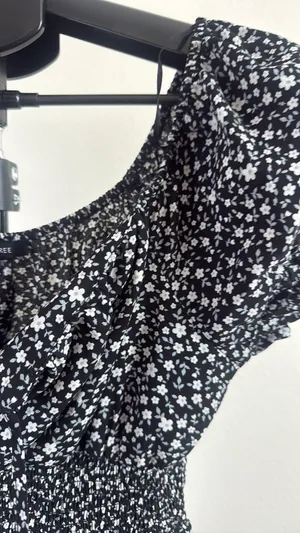 Love Tree Romper Floral Black Women’s thumbnail 9