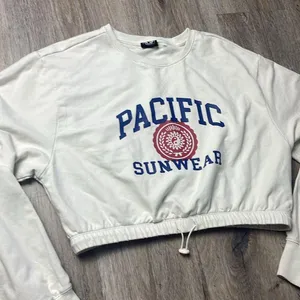 PacSun Pacific Sunwear White Cropped Sweatshirt thumbnail 5