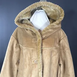 Women’s Vintage St John’s Bay Tan Faux Suede Hooded Coat Faux Fur Lined Size L thumbnail 2