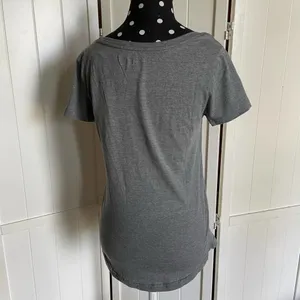 The Victory Womens Shirt Size Small Florida Gators Est 1853 Gray Tee T-Shirt NEW thumbnail 28