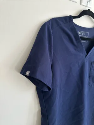 Figs Women’s Catarina Scrub Top in Navy thumbnail 10