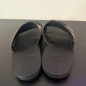 Colleen Cordero Silver Studded Slide Sandals Womens 9 Black Leather Slip On Flat thumbnail 4