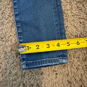 American Eagle Outfitters Distressed High Rise Jegging size 4 Short thumbnail 6