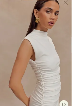 White dress thumbnail 3
