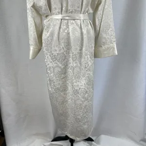 Rare‎ Vintage 90's Victoria's Secret Ivory Floral Satin Long Robe Womens Small thumbnail 6