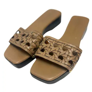 Nearly New! Tory Burch Basketweave Calfskin Clog Sandals Sz. 7.5 thumbnail 2