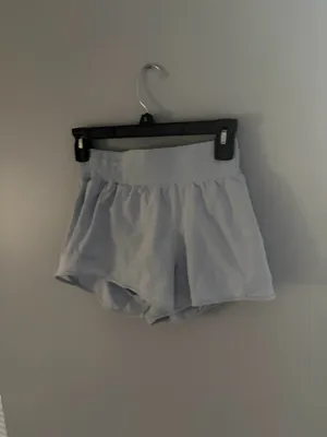 Lululemon Shorts thumbnail 5