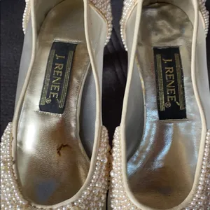 J. RENÉE Faux Pearl & Net Cream Color Heels 5.5 thumbnail 3