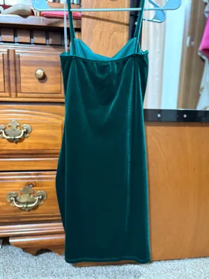 Emerald Green Windsor Dress thumbnail 2