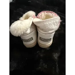 MOU - Eskimo Sneaker with Bold Rainbow Stitching in Nubuck True White 6 shoes thumbnail 3