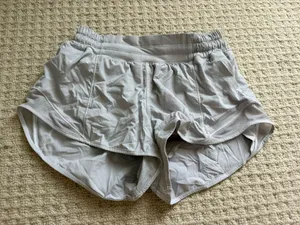 Lululemon Shorts thumbnail 3