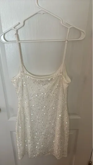 Beginning Boutique Dress thumbnail 2